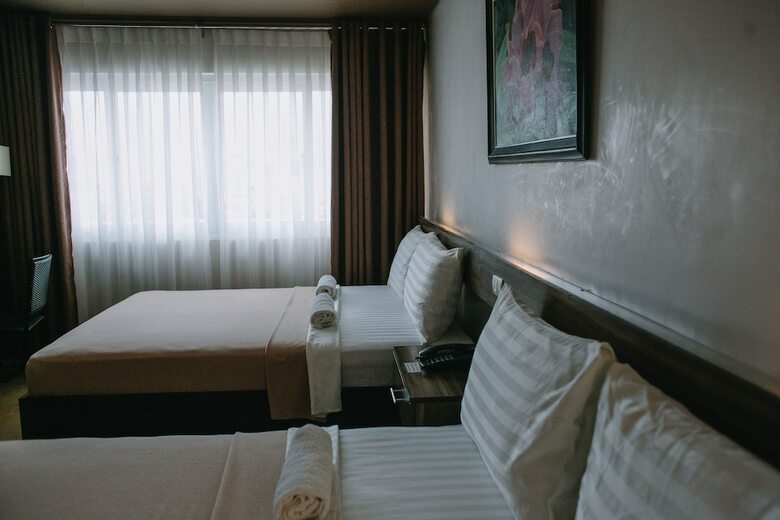 Leope Hotel