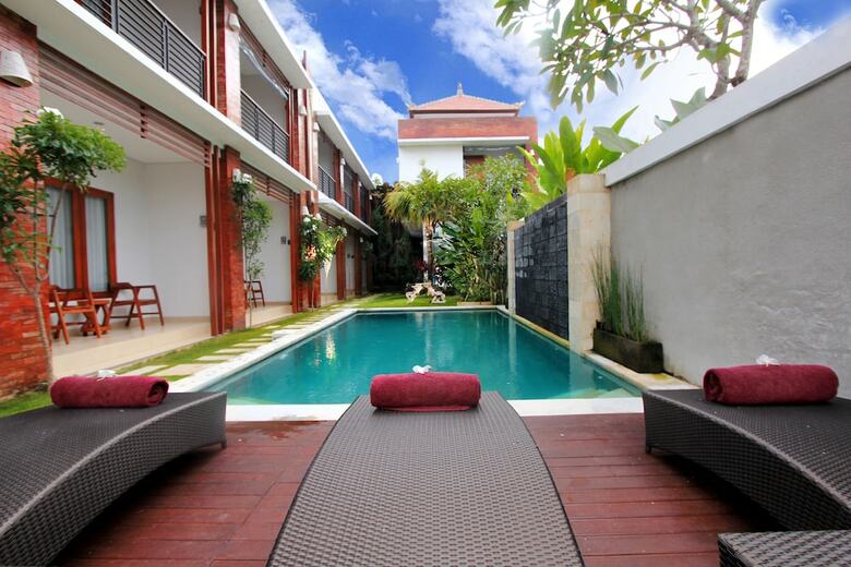 Hotel Kubu Bali Suite Seminyak