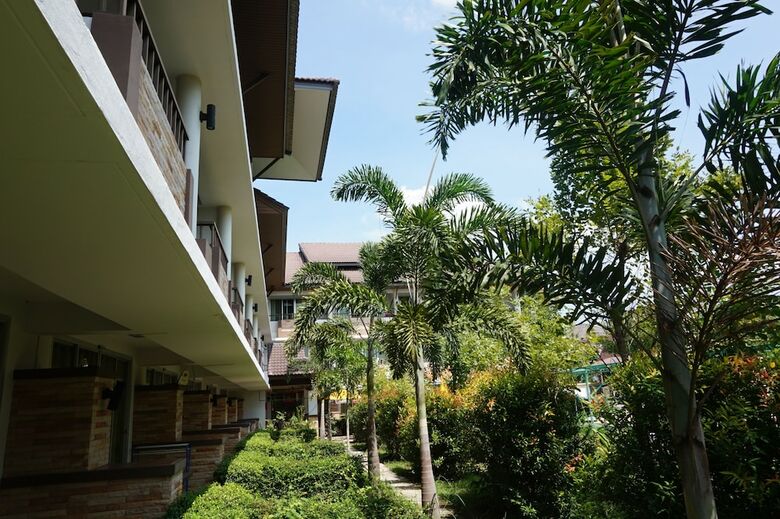 Banana Park Hotel