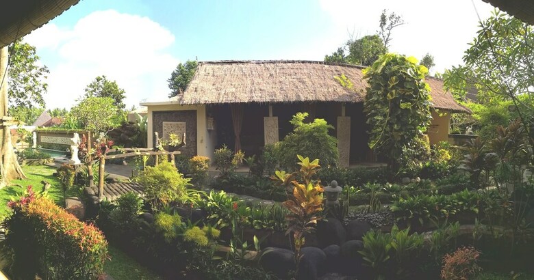 Hotel Liyer House