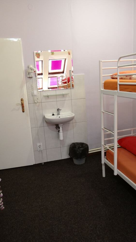 Hostal Sokolska Youth Hostel