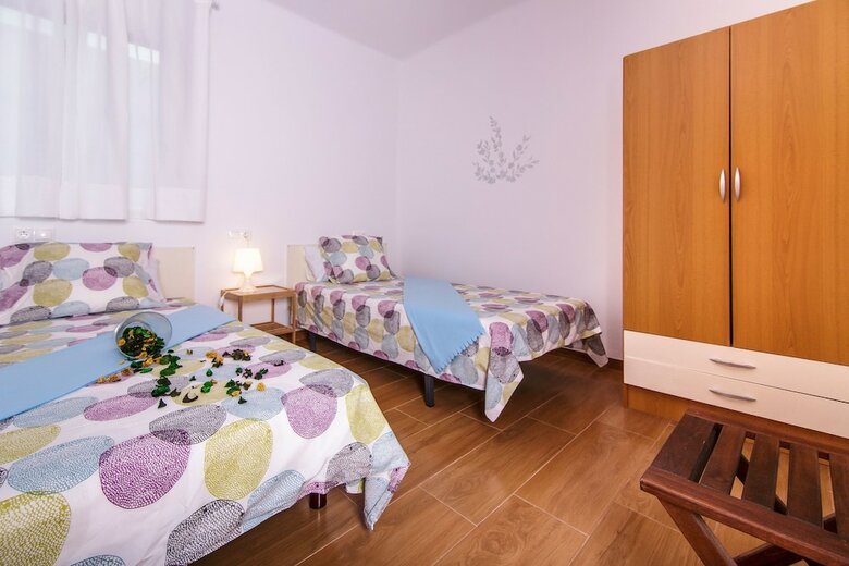 Apartamentos Sea & Wave Don Cristi�n