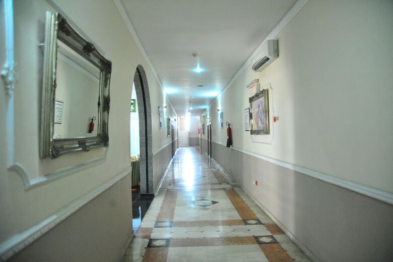 Hotel Peemos Place Warri