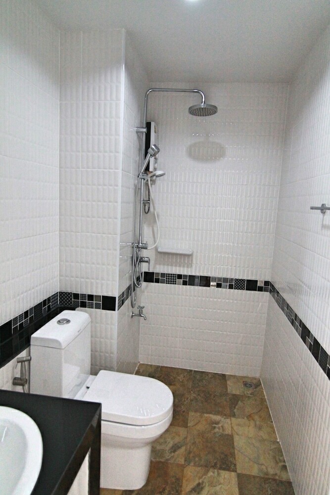 Ttt Hotel