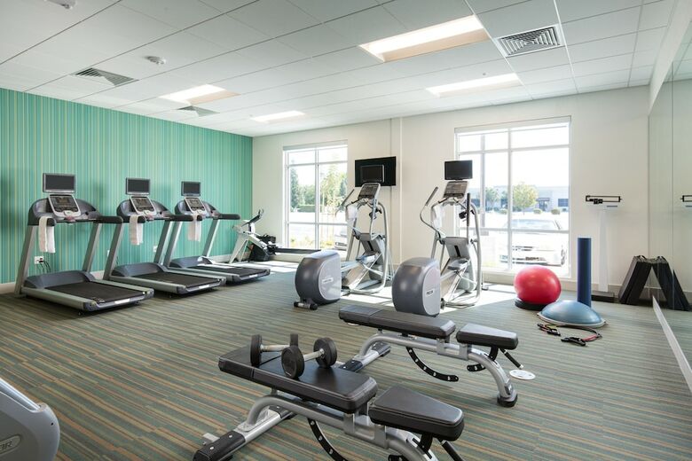 Hotel Holiday Inn Express Visalia