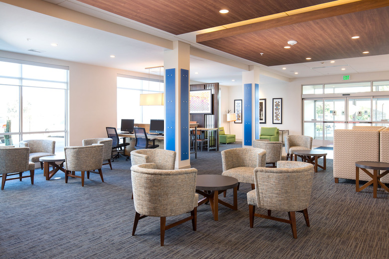 Hotel Holiday Inn Express Visalia