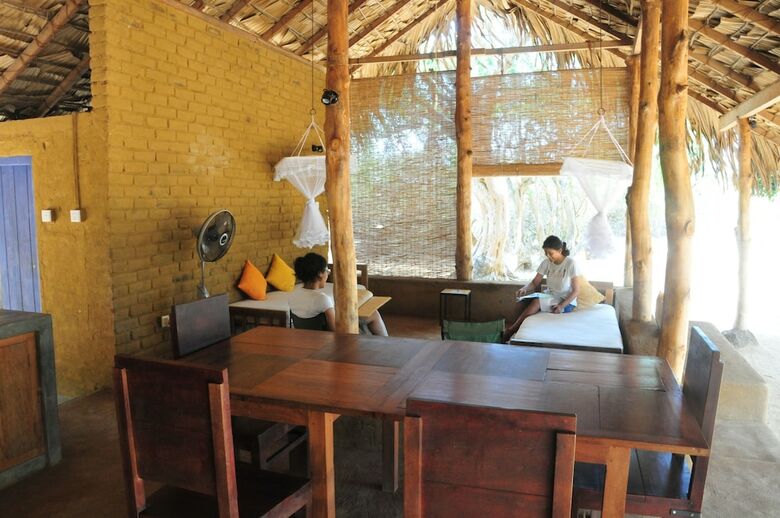 Posada Back Of Beyond - Safari Lodge Yala