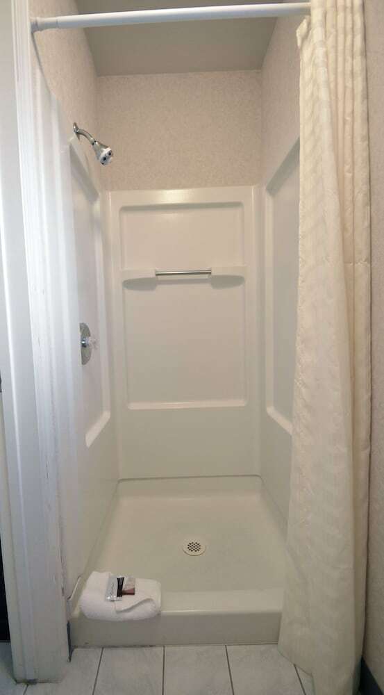 Hotel Garden Inn And Suites