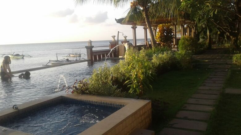 Hotel Wahyu Dana