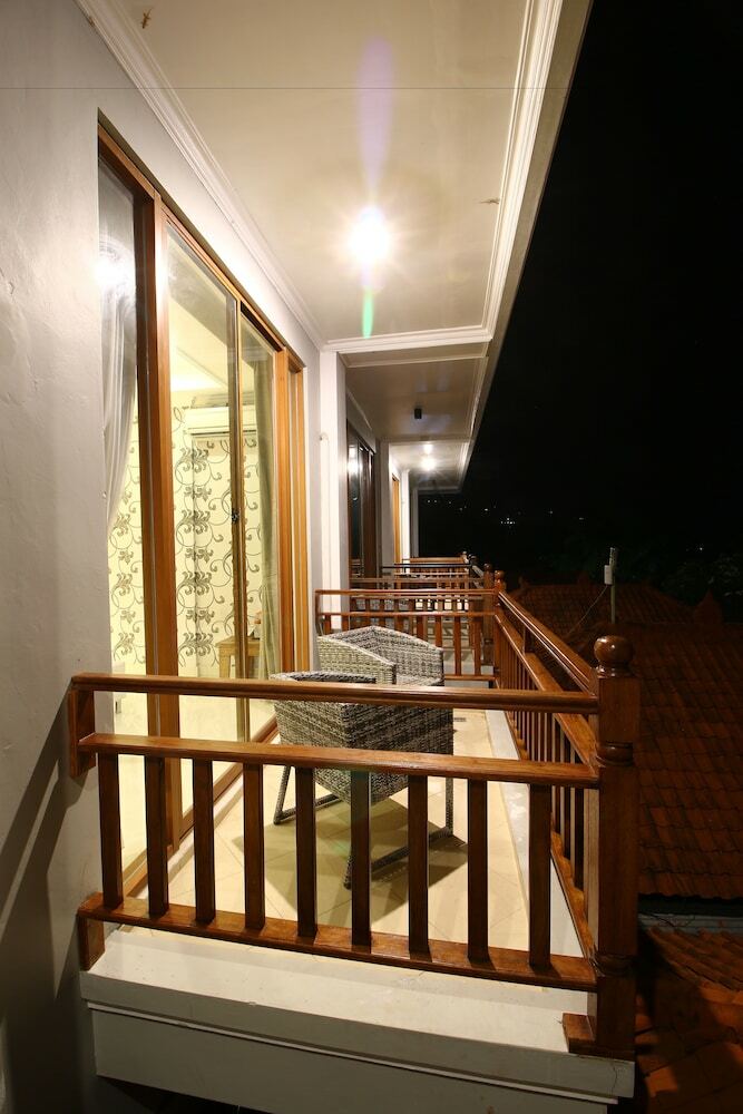 Hotel Wahyu Dana