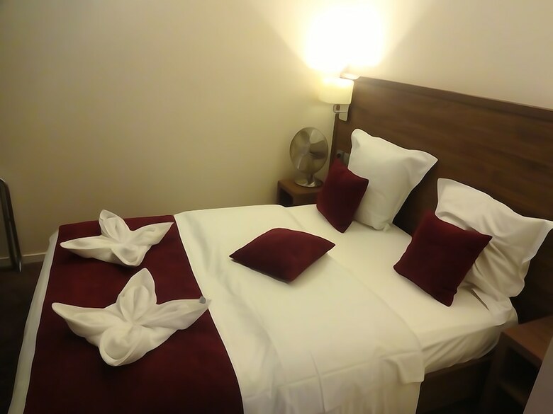 Hotel La Perle Montparnasse