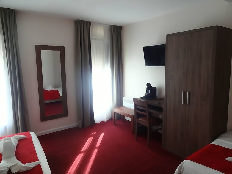 Hotel La Perle Montparnasse