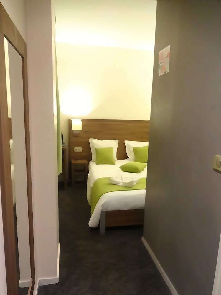 Hotel La Perle Montparnasse