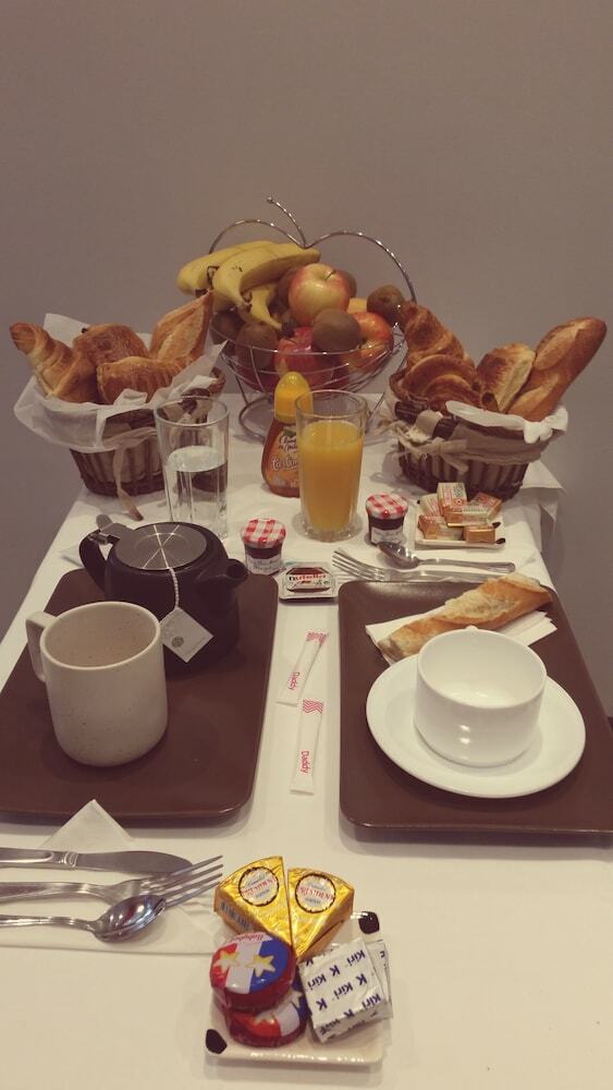 Hotel La Perle Montparnasse