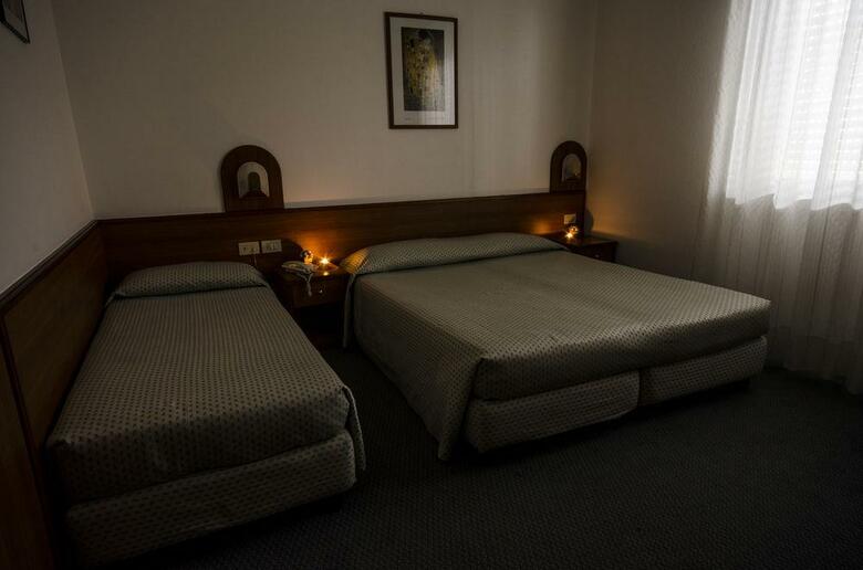 Hotel Everest