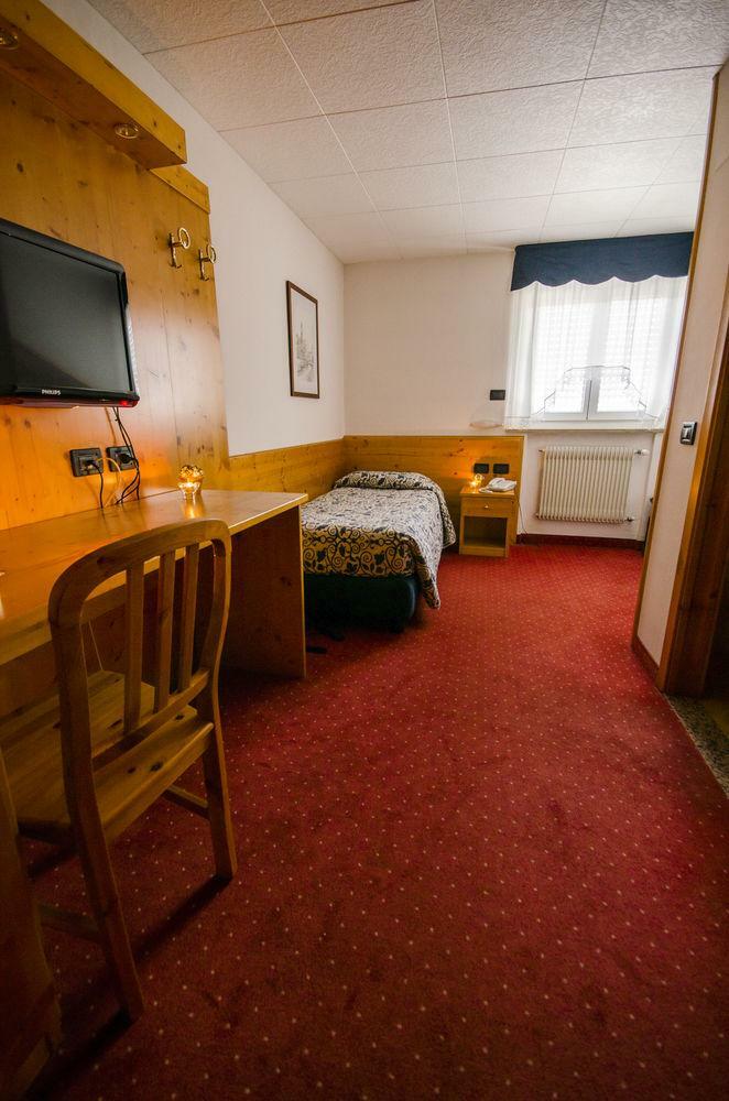 Hotel Everest