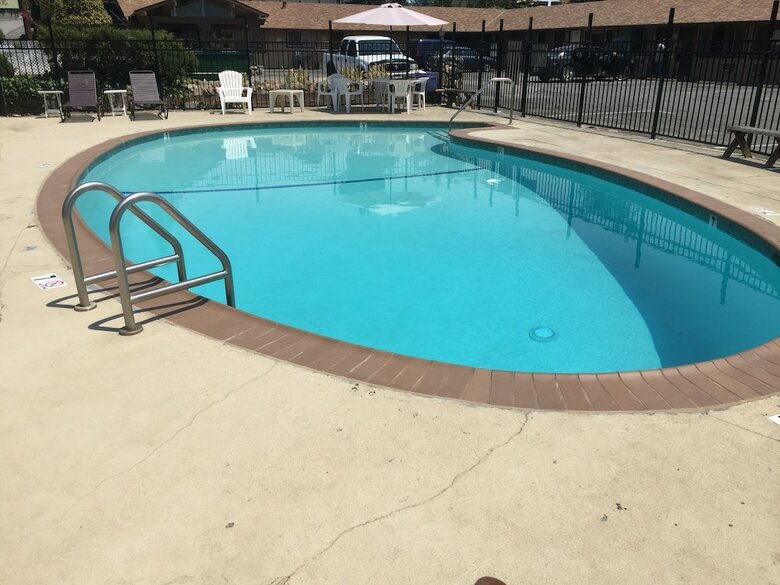 Motel Holiday Lodge