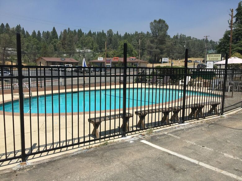 Motel Holiday Lodge