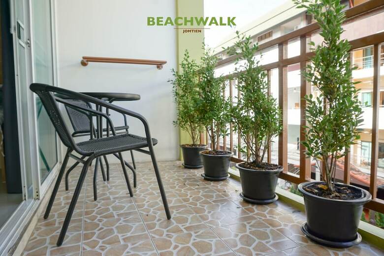 Hotel Beachwalk Jomtien