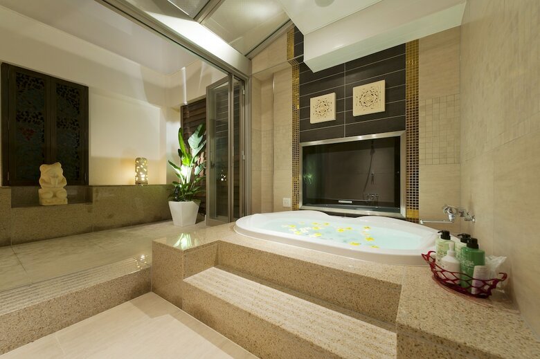 Hotel Myth-l-
