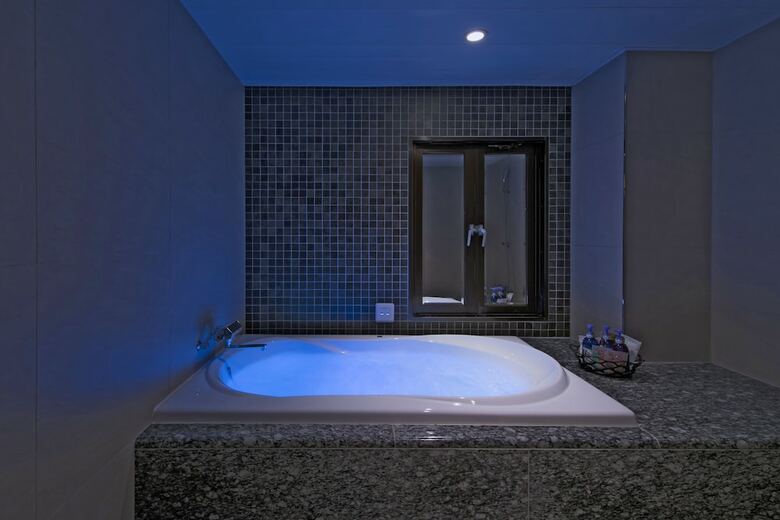 Hotel Myth-l-