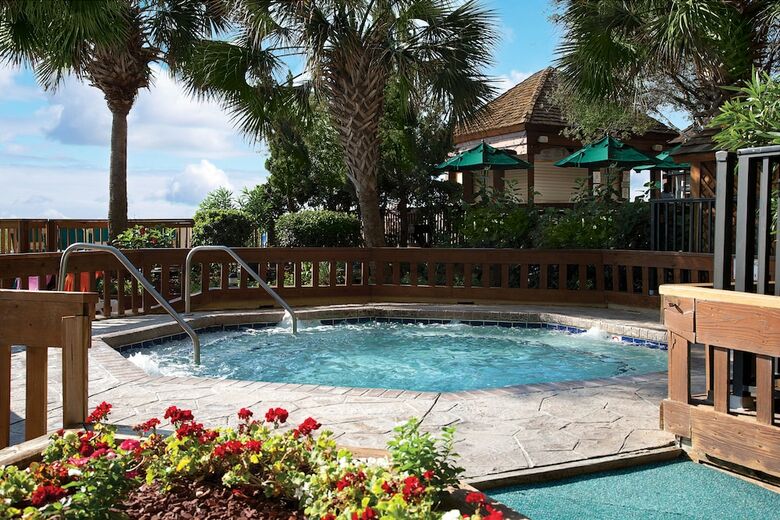Hotel Beach Cove Resort
