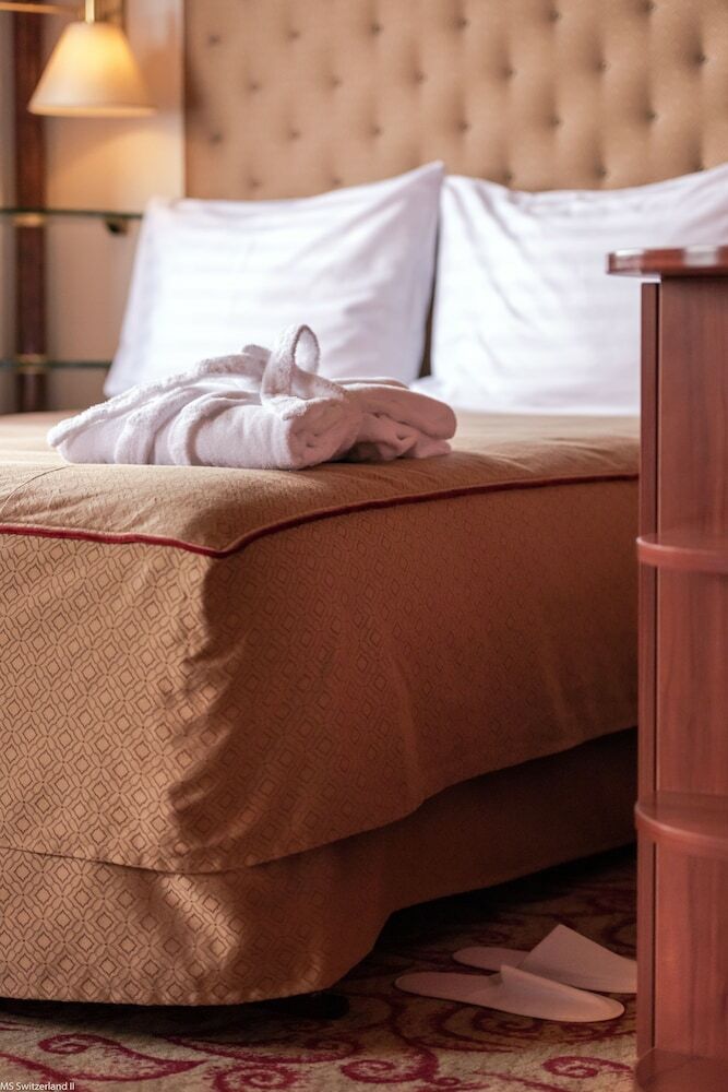 Hotel Knm Ms Switzerland II - D�sseldorf