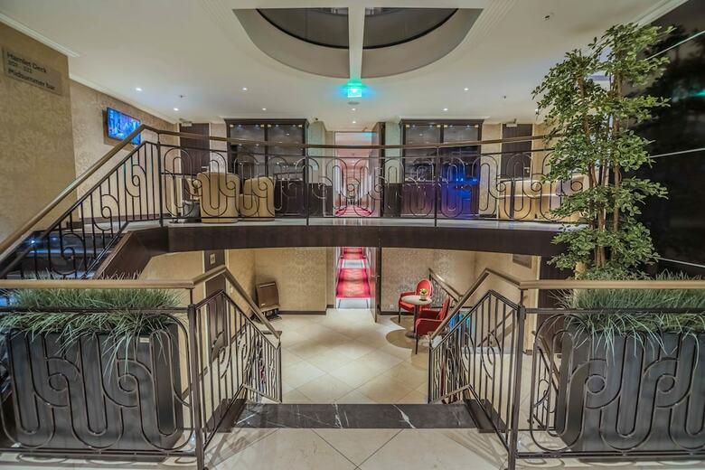 Hotel Select Ms William Shakespeare - D�sseldorf