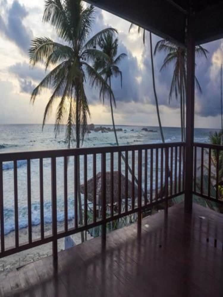 Hotel Heaven Seven Hikkaduwa