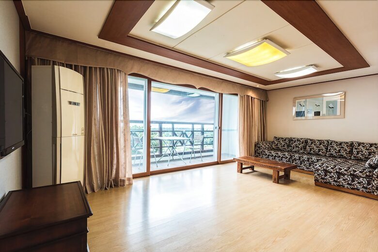 Edo Pension Jeju