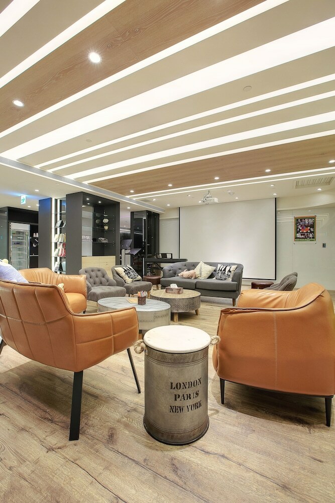 Taiwan Youth Hostel & Capsule Hostel