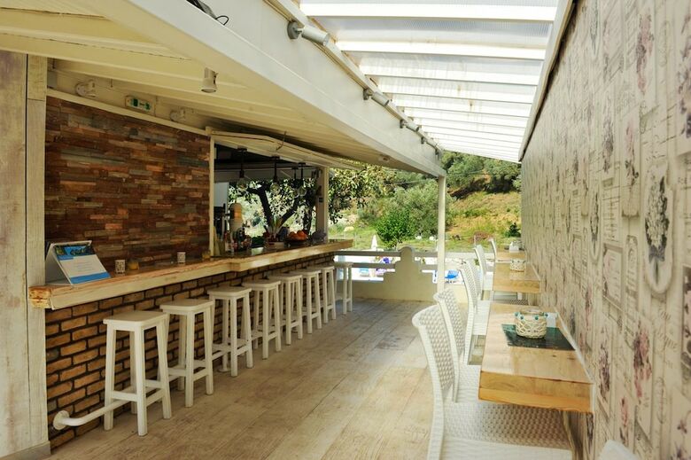 Marina Hotel