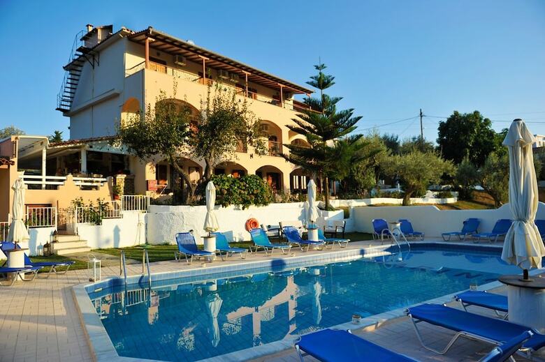 Marina Hotel