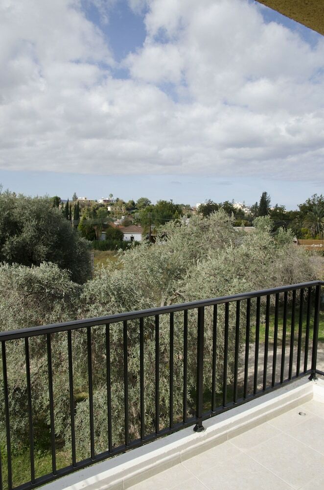 Aparthotel Kozis Hotel Apts
