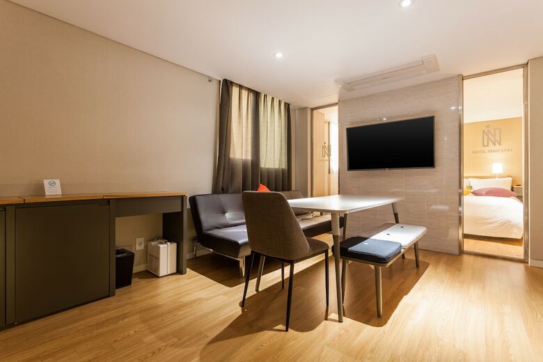 Innostay Hotel