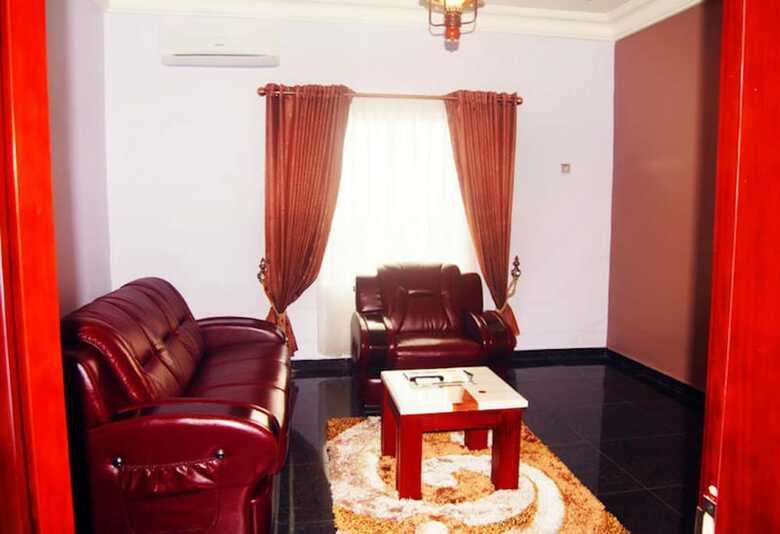 Milestone Hotel