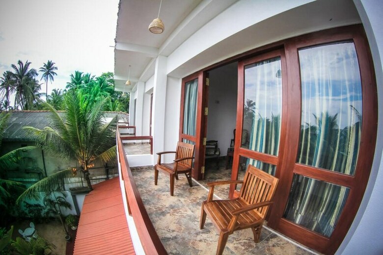 Hotel Mothers Place Nimala