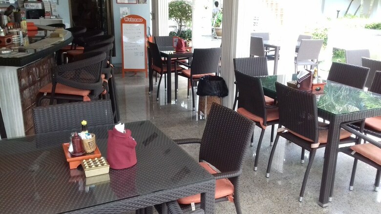 Hotel Villa Oranje Pattaya