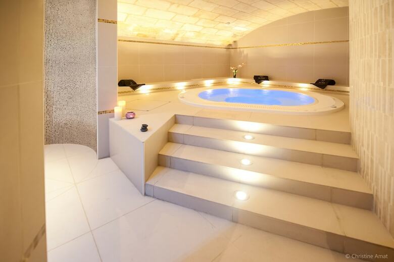 Hotel H�tel De S�ze