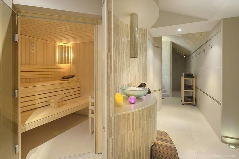 Hotel H�tel De S�ze