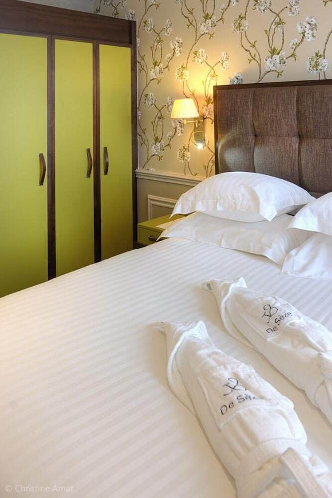 Hotel H�tel De S�ze