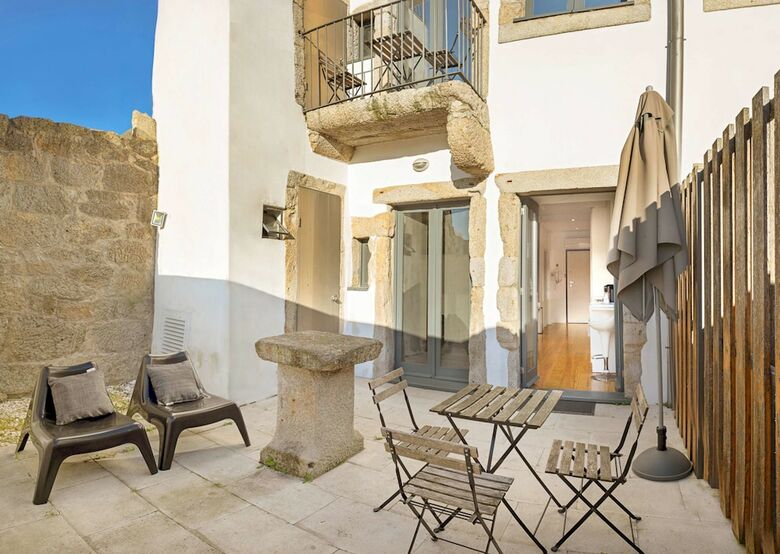 Old City Design Apartments