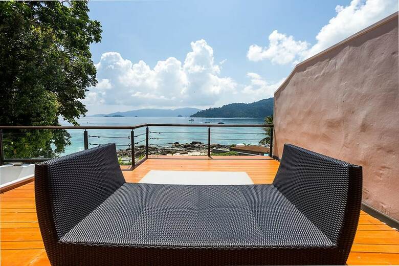 Hotel Asara Private Beach Resort
