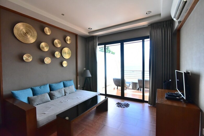 Hotel Asara Private Beach Resort