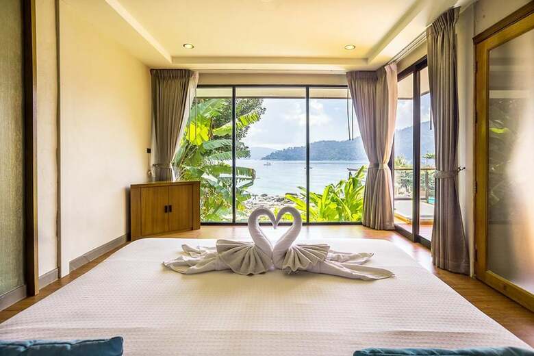 Hotel Asara Private Beach Resort