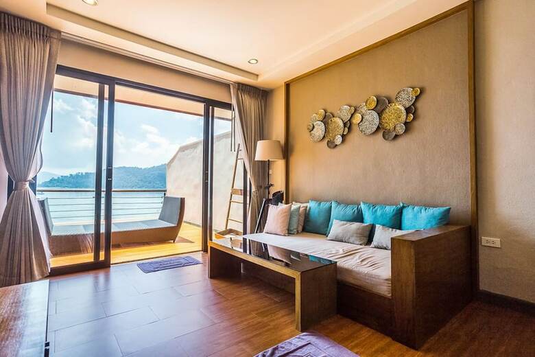 Hotel Asara Private Beach Resort