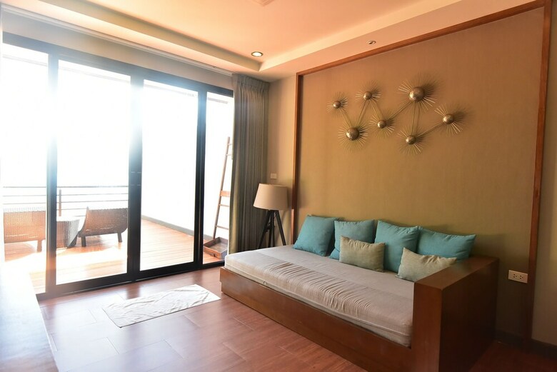 Hotel Asara Private Beach Resort
