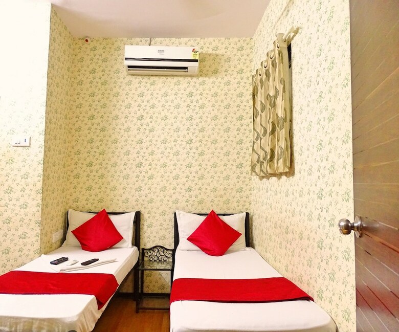 Hotel Star Residency