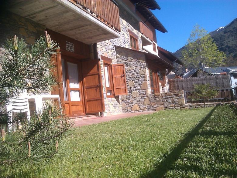 Apartamentos Pirineo Suites Baqueira Aiguestortes