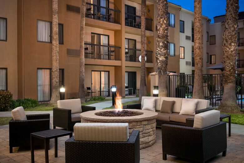 Hotel Courtyard By Marriott Huntington Beach Fountain Valley